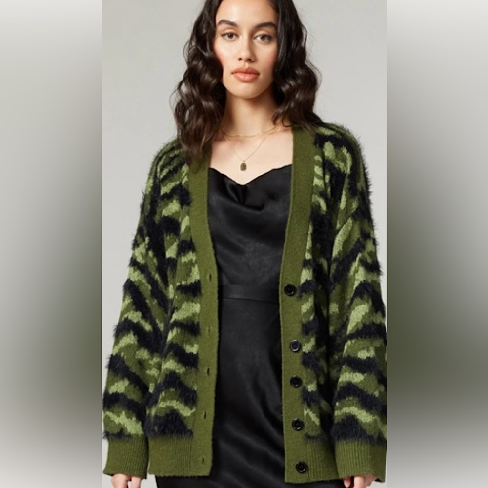 Greylin Army Green Cardigan ✨